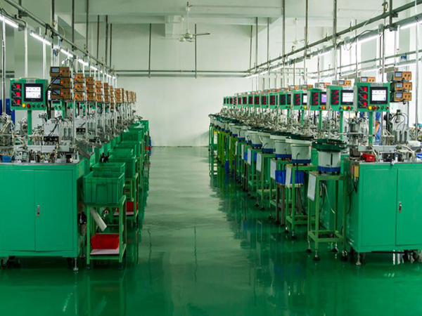 微動スイッチ組み立て1